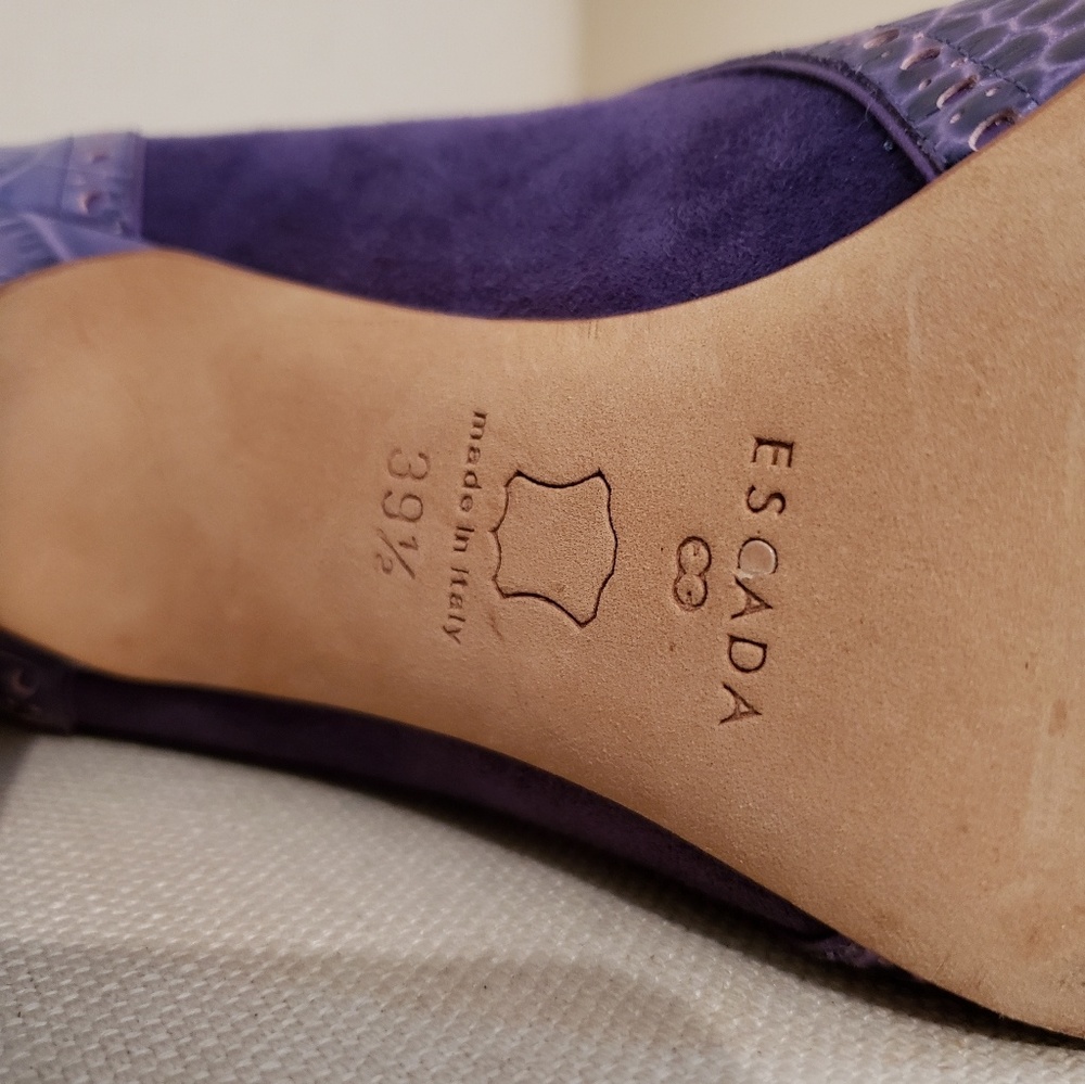 Escada Purple Pumps - Picture 4 of 4